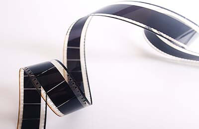 中小学校园电影育人的思考与建议